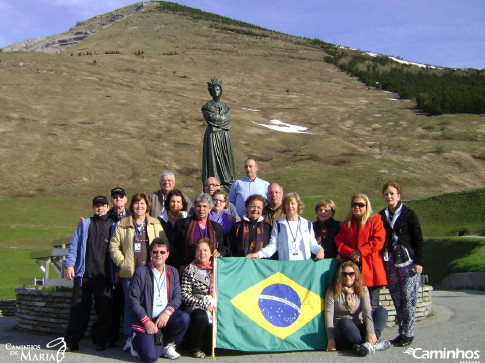 Família Caminhos no Santuário de La Salette, França