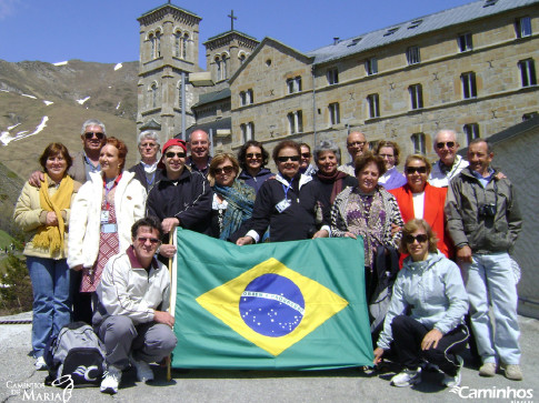 Família Caminhos no Santuário de La Salette, França