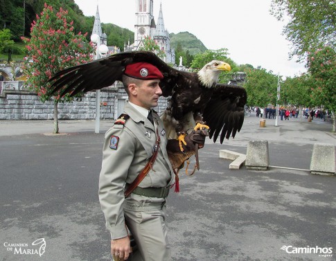 Encontro Militar Internacional no Santuário de Lourdes, França