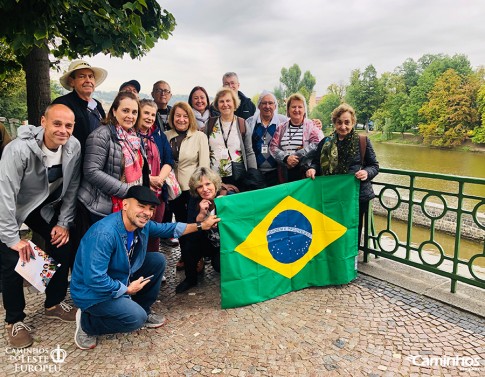 Família Caminhos no Rio Vltava, Praga, Rep. Tchéquia