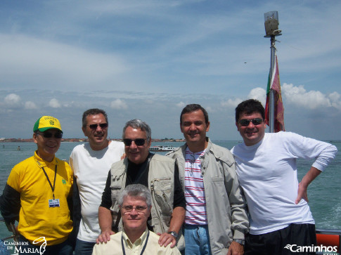 Caminheiros em Veneza, Itália