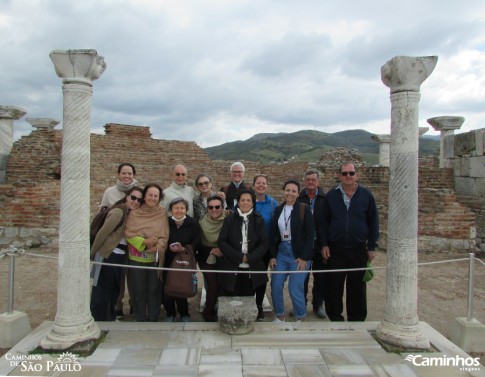 Família Caminhos na tumba de São João Evangelista, Éfeso, Turquia