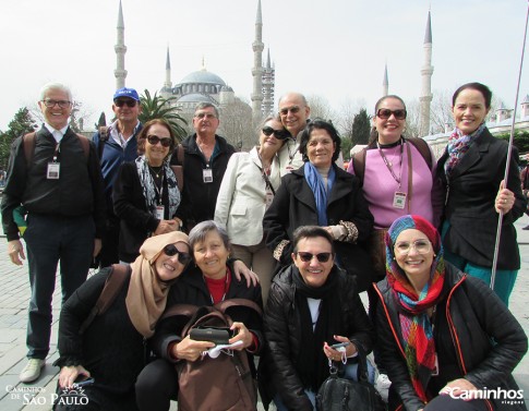 Família Caminhos em frente a Mesquita Azul, Istambul, Turquia