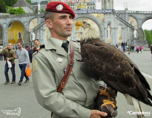 Encontro Militar Internacional no Santuário de Lourdes, França