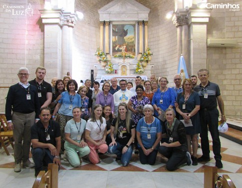 Família Caminhos na Igreja das Bodas de Caná, Israel