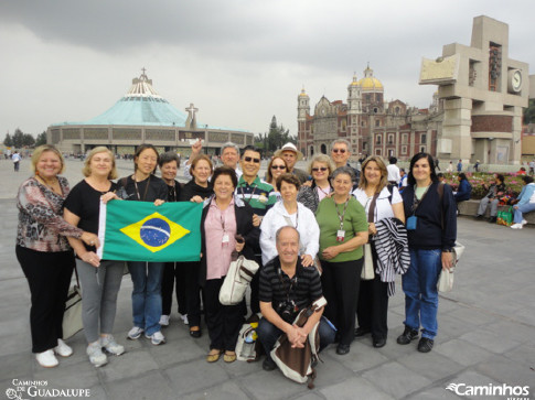 Família Caminhos no Santuário de Guadalupe, Cidade do México