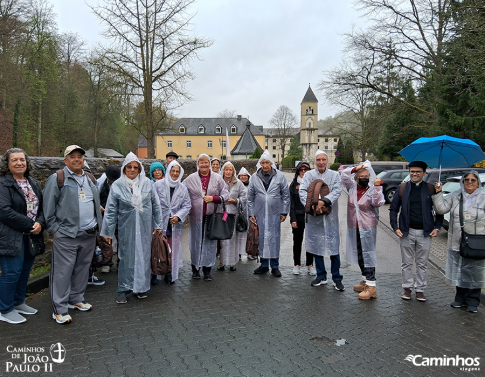 Família Caminhos no Santuário de Schöenstatt, Vallendar, Alemanha