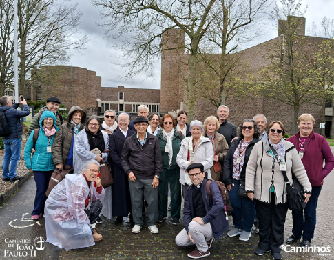 Família Caminhos no Santuário de Schöenstatt, Vallendar, Alemanha