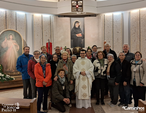 Família Caminhos no Santuário da Divina Misericórdia, Cracóvia, Polônia