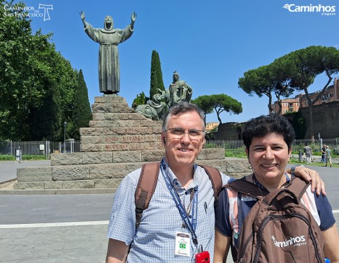 Estátua de São Francisco, Roma, Itália