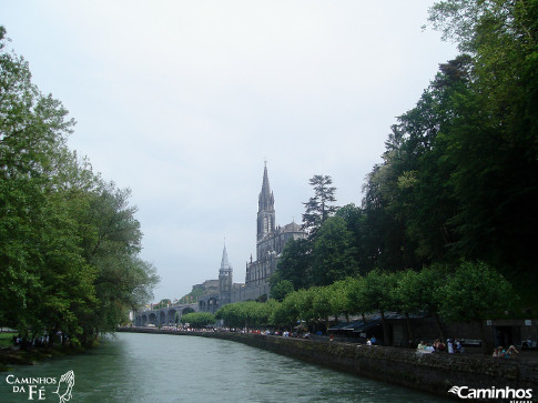 Rio Gave, Santuário de Lourdes, França