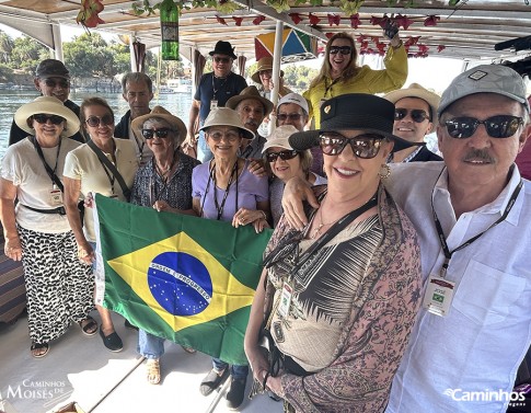 Família Caminhos no rio Nilo, Egito