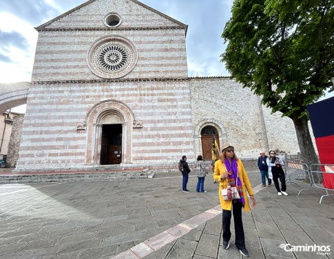 Basílica de Santa Clara, Assis, Itália