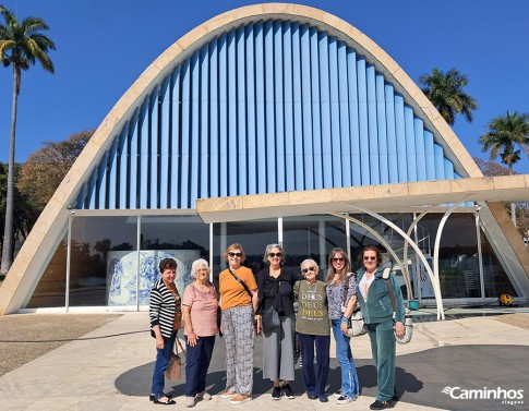 Família Caminhos no Santuário São Francisco de Assis, Belo Horizonte, Minas Gerais