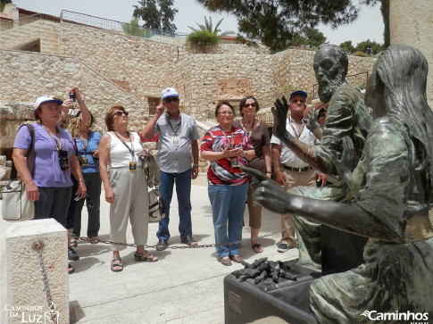 Estátua de São Pedro na Igreja de Gallicantu, Jerusalém, Israel