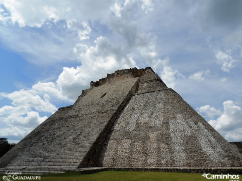 Pirâmide do Adivinho, Uxmal, México