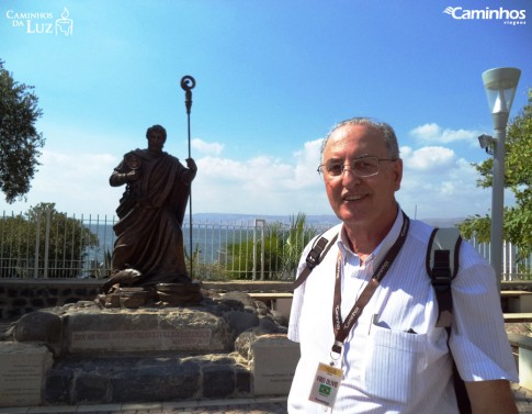 Estátua de São Pedro em Cafarnaum, Israel