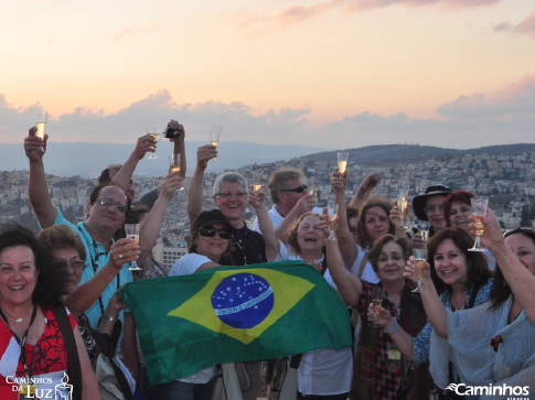 Família Caminhos no Monte do Precipício, Nazaré, Israel