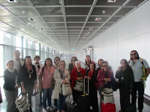 Família Caminhos no Aeroporto de Frankfurt