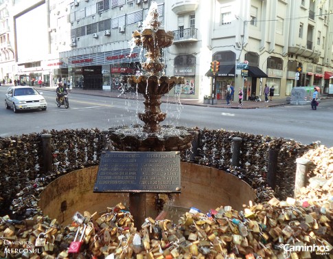 Fonte dos Cadeados, Avenida 18 de Julho, Montevidéu