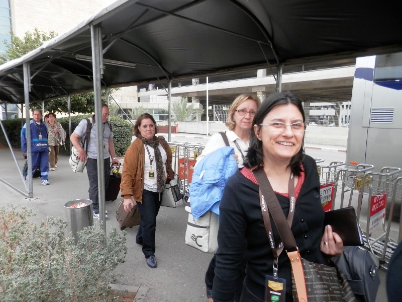 Saindo do aeroporto em Tel Aviv